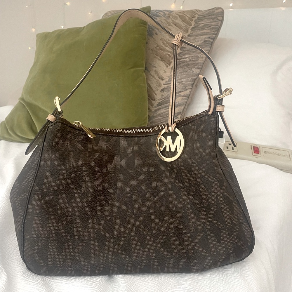 MK shoulder bag